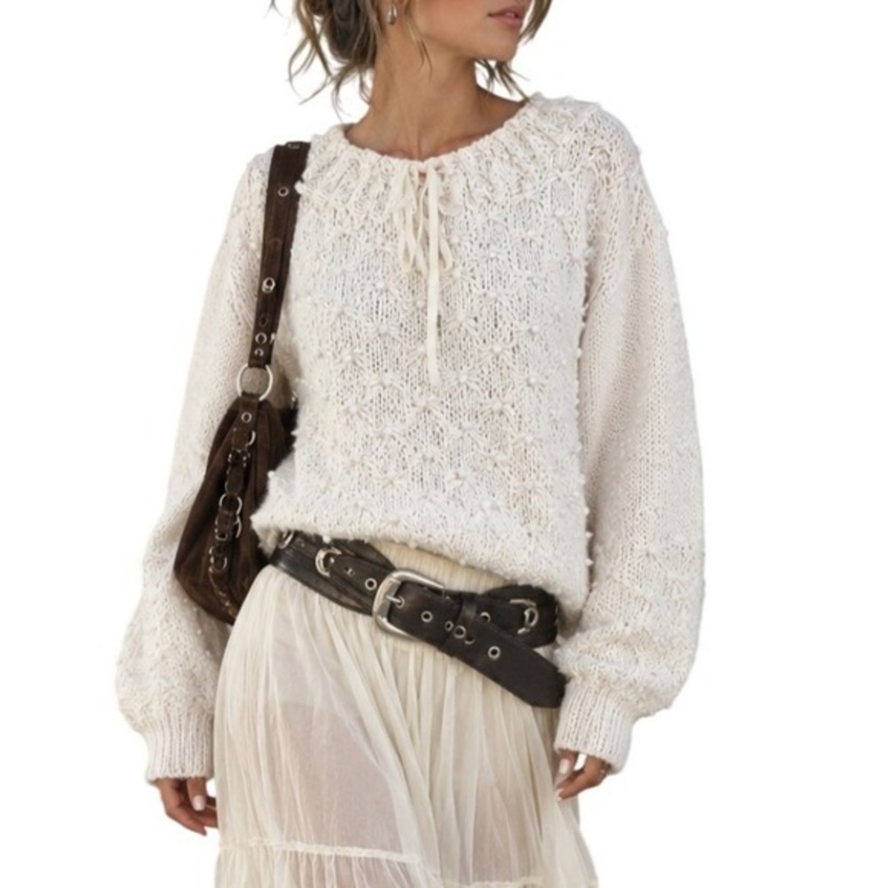 Vintage 80s White Wool Silk Blend Lace Collar Knit Sweater Victorian Eccentric